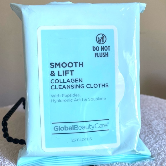 Global Beauty Care Cleansing Cloths with Collagen Peptides Hyaluronic Acid - Picture 1 of 4